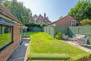 Garden - click for photo gallery